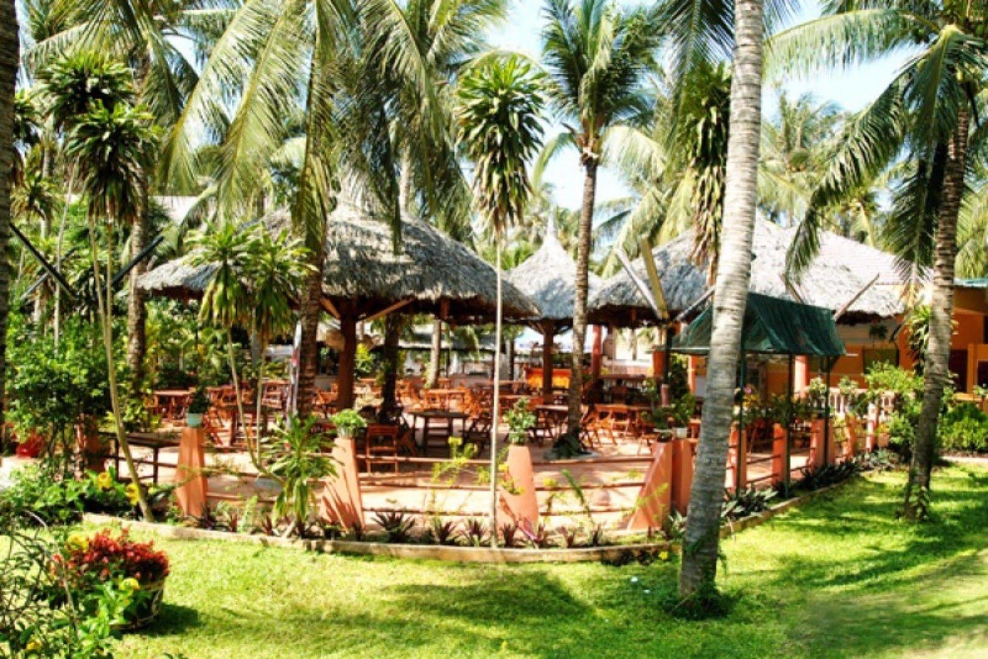 Palmira Beach Resort y Spa Mui Ne Exterior foto